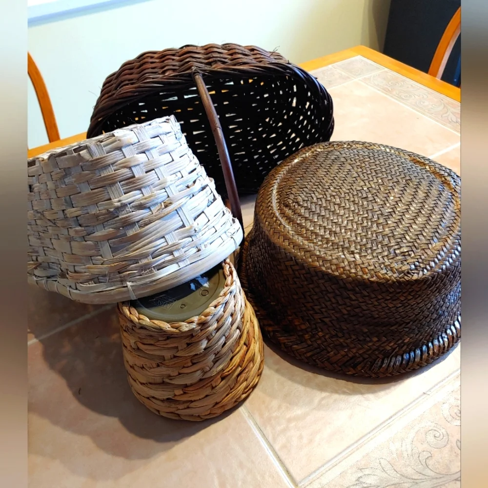 Straw Baskets - Picture 4 of 4